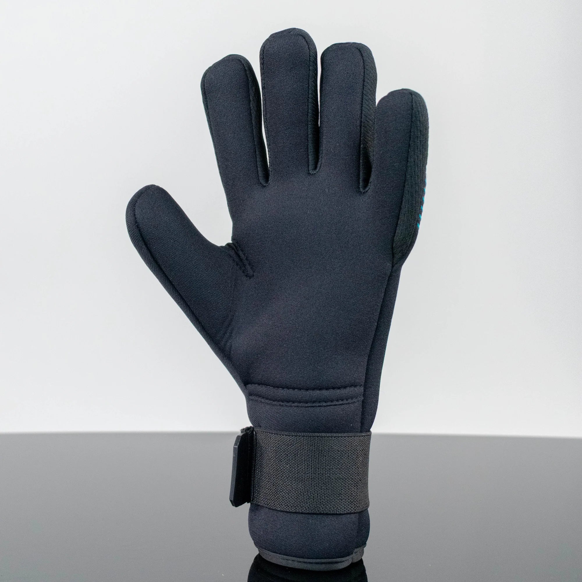 No-Grip Gloves